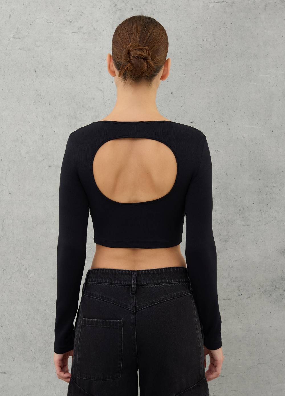UTOPJA Cut Out Crop Longsleeve Black Pezzi Unici