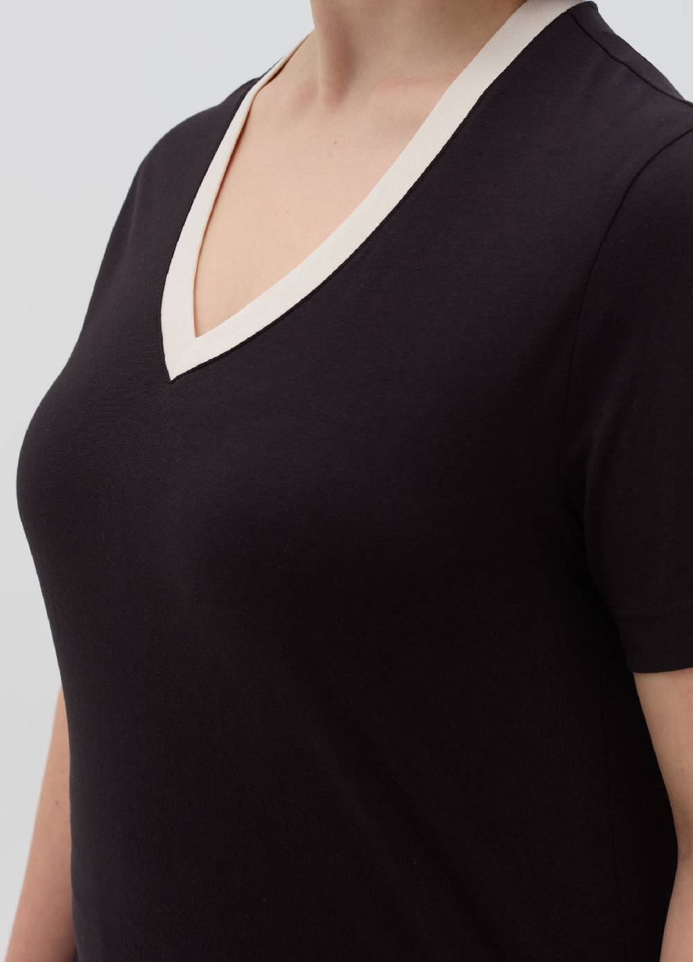 MYA T-shirt scollo a V a contrasto Curvy Qualità Garantita