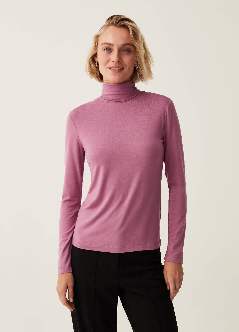 OVS T-shirt a collo alto con maniche lunghe Offerta