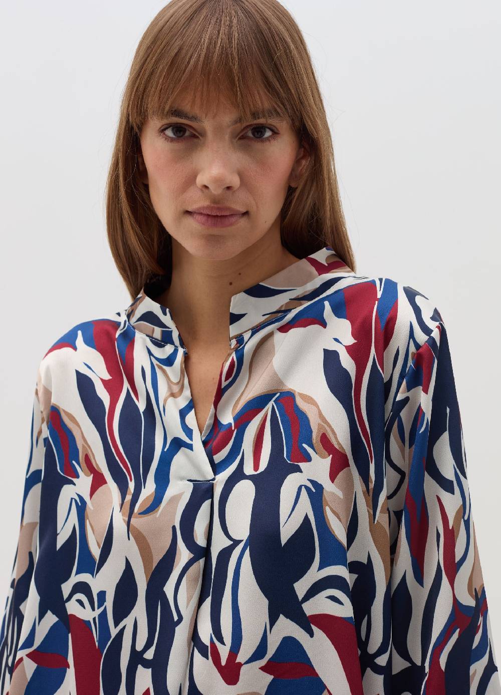 HYBRID Blusa multicolore con scollo a V Pezzi Unici