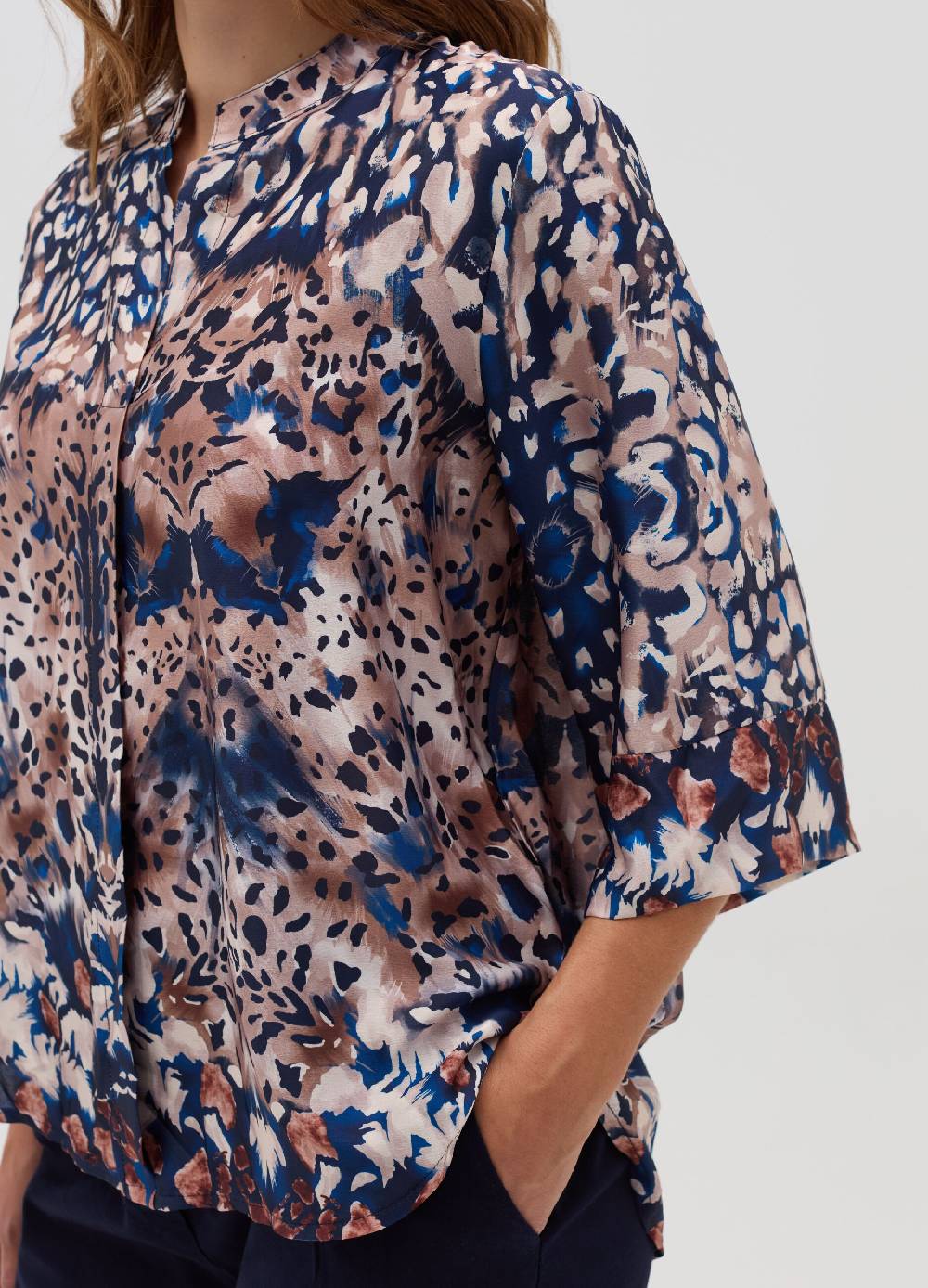 HYBRID Blusa stampata con maniche a tre quarti Sottocosto
