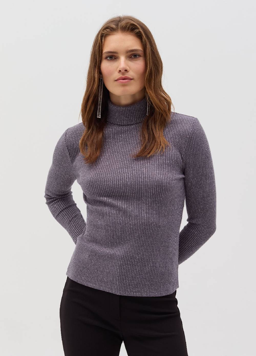 OVS T-shirt in lurex a maniche lunghe con collo alto Offerta migliore