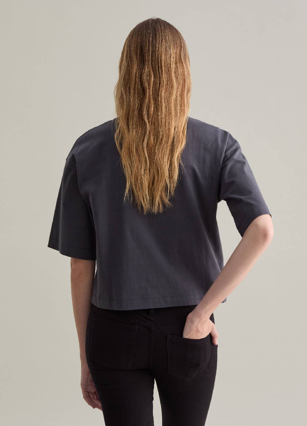 PIOMBO T-shirt over con ricamo floreale Fino al 50% di sconto