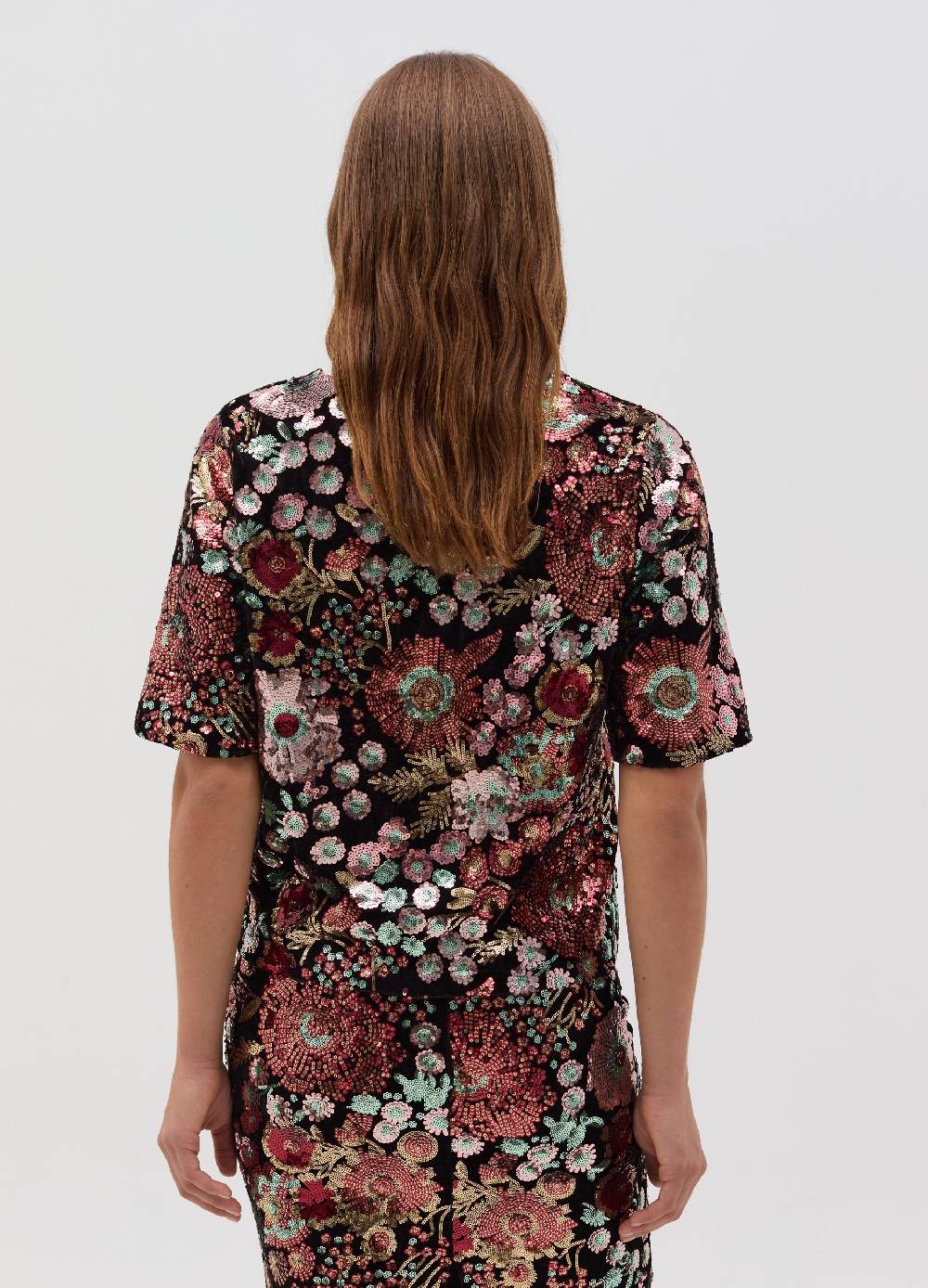LULAH D. Maglia con disegno floreale in paillettes 50% di sconto con spedizione gratuita