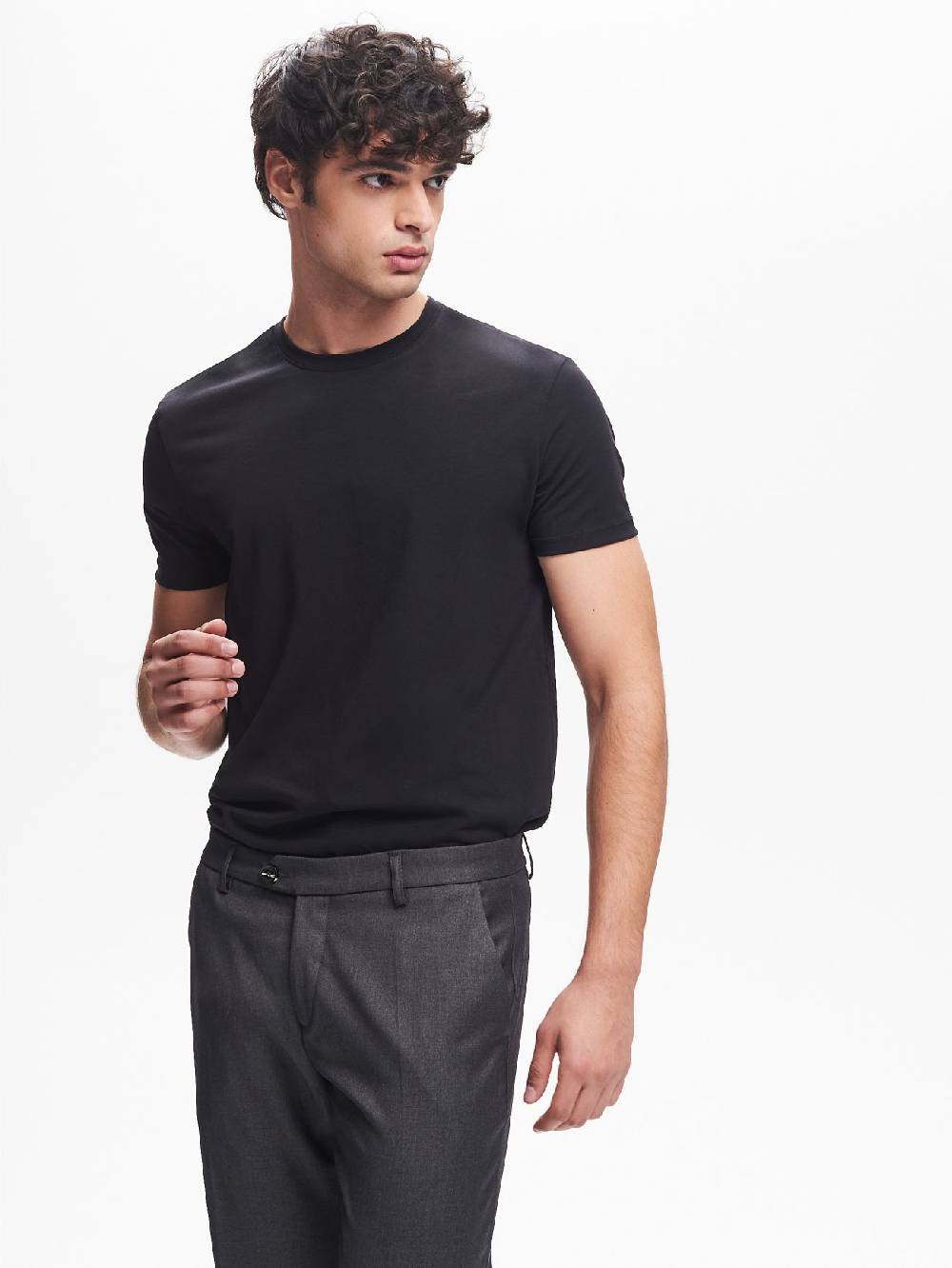 Rinascimento T-shirt Girocollo Uomo Nero QB24 Hotsell