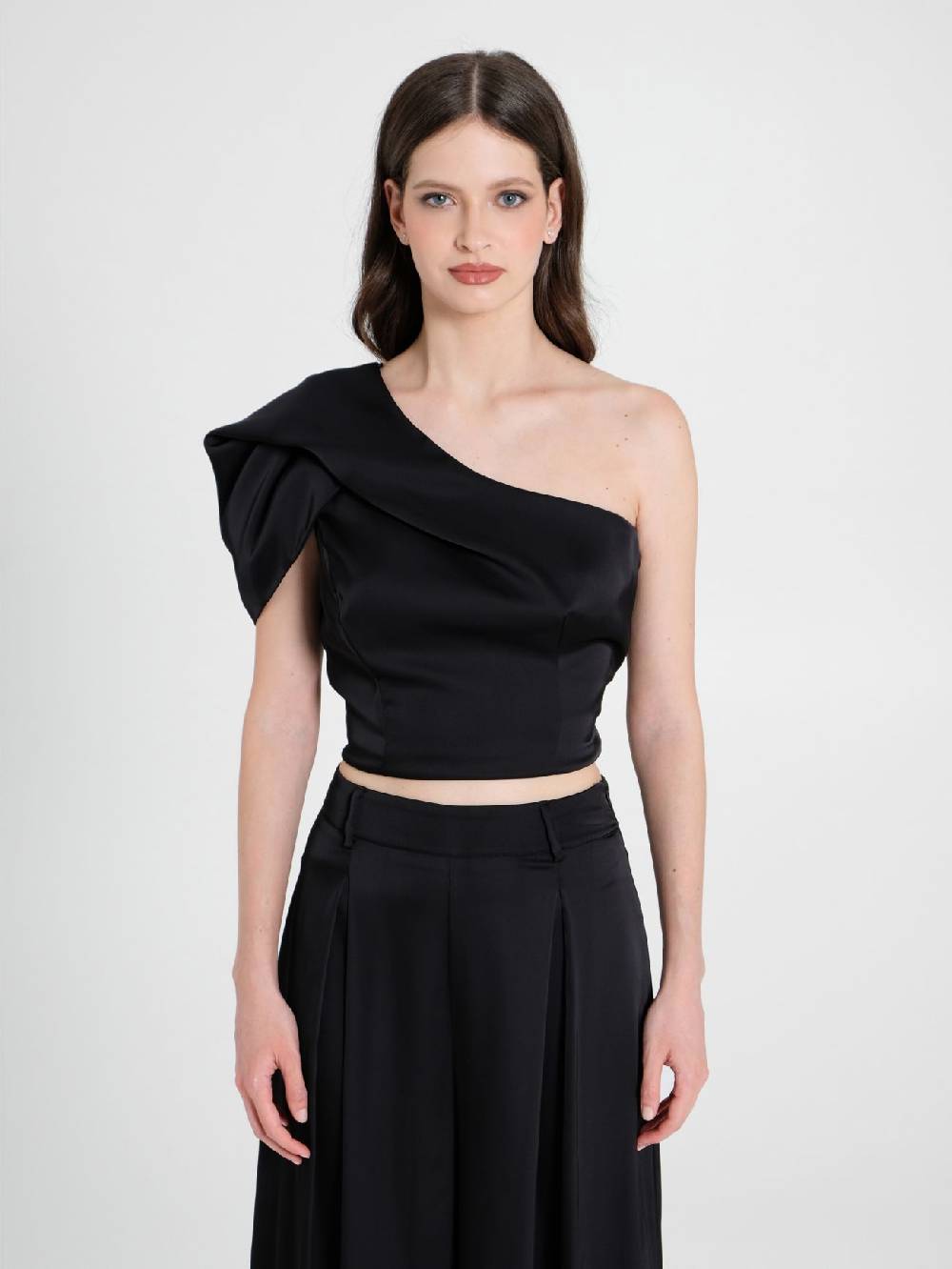 Rinascimento Top Monospalla in Satin Nero In Vendita