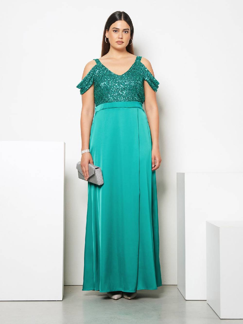 Rinascimento Abito Lungo Curvy Paillettes & Raso Promozione
