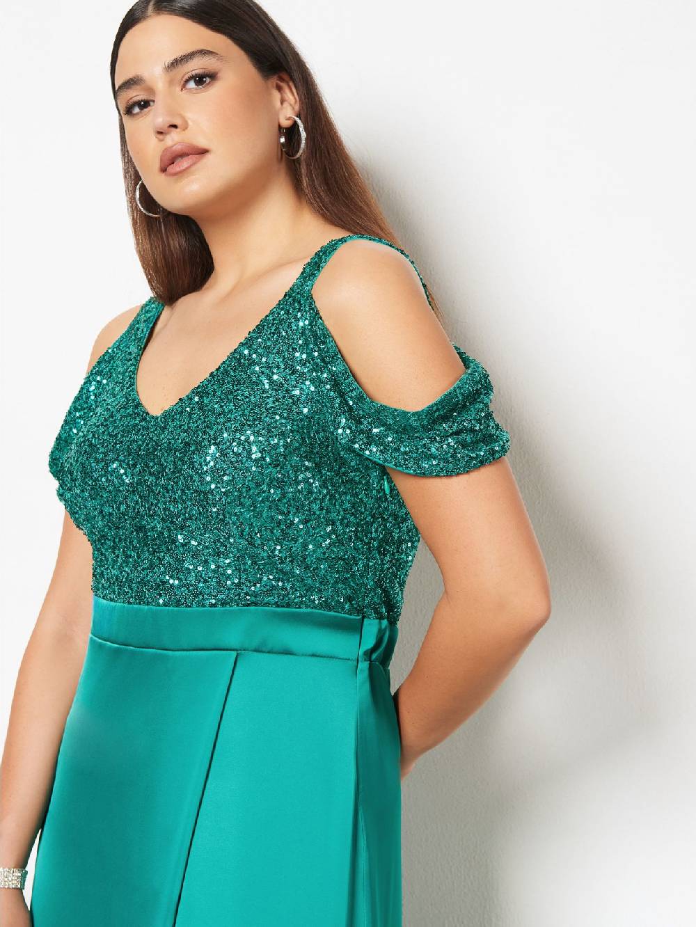 Rinascimento Abito Lungo Curvy Paillettes & Raso Promozione