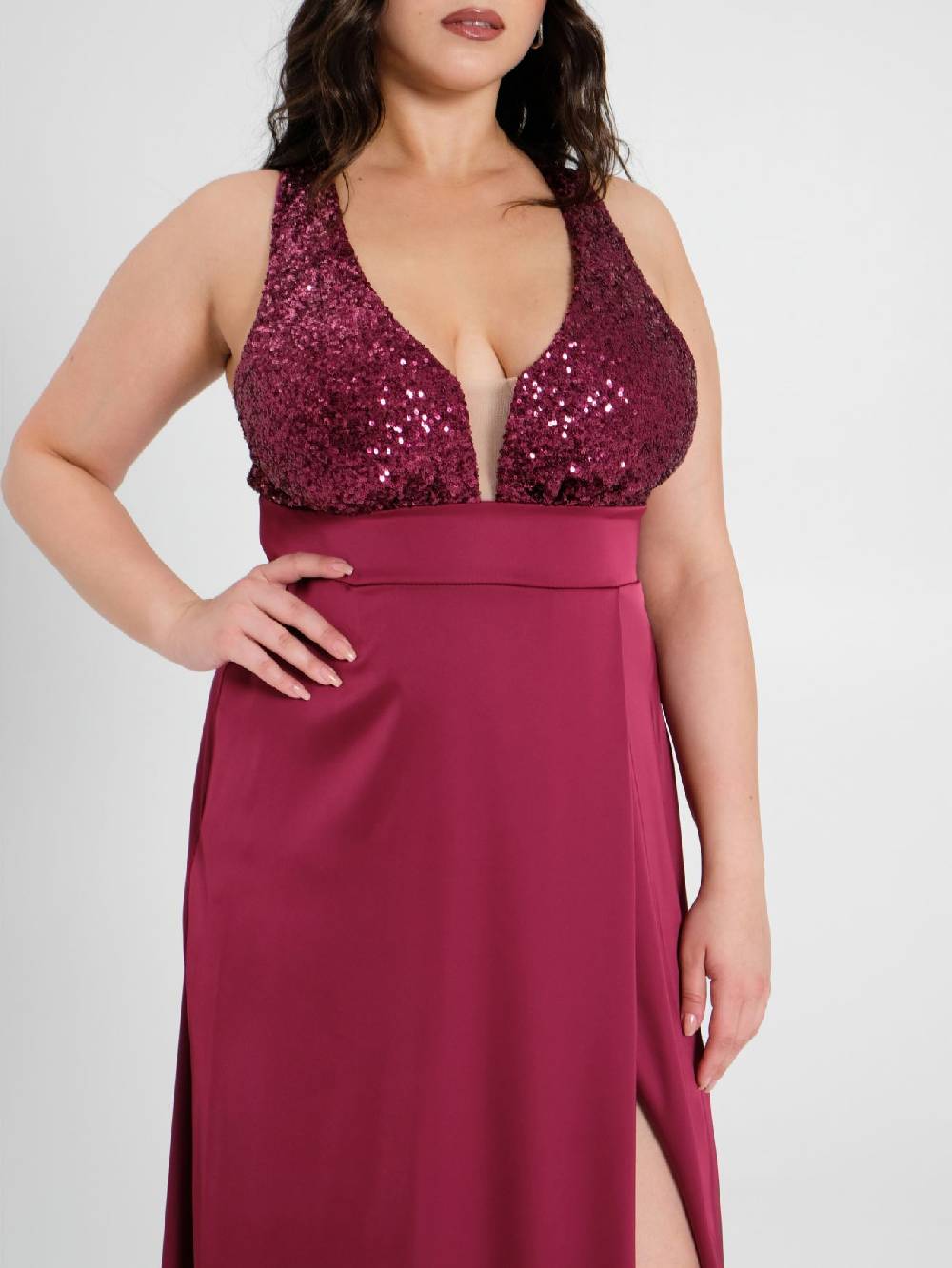 Rinascimento Abito Curvy Paillettes e Raso Consegna Veloce