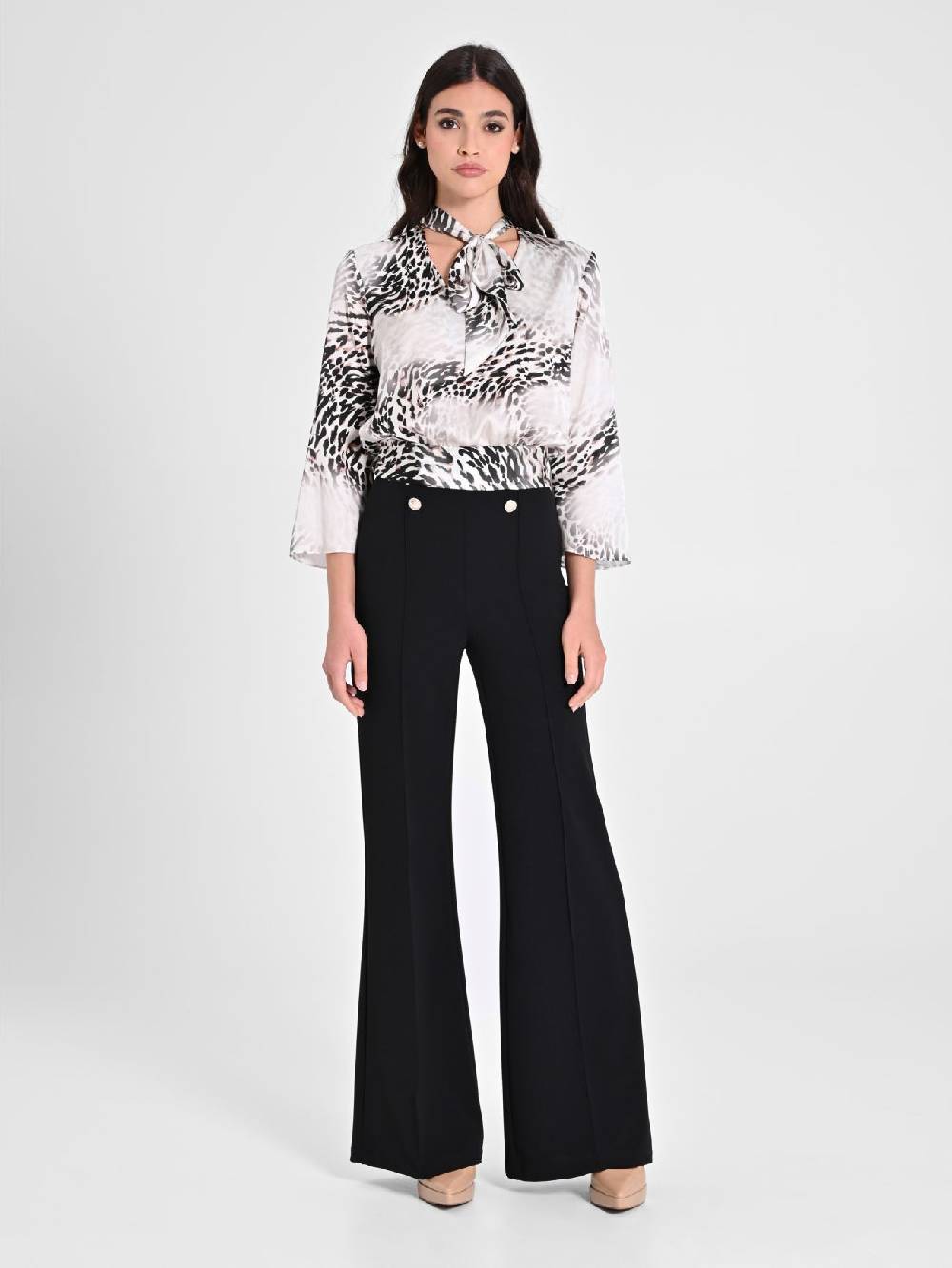 Rinascimento Blusa Animalier con Fiocco Acquista Ora