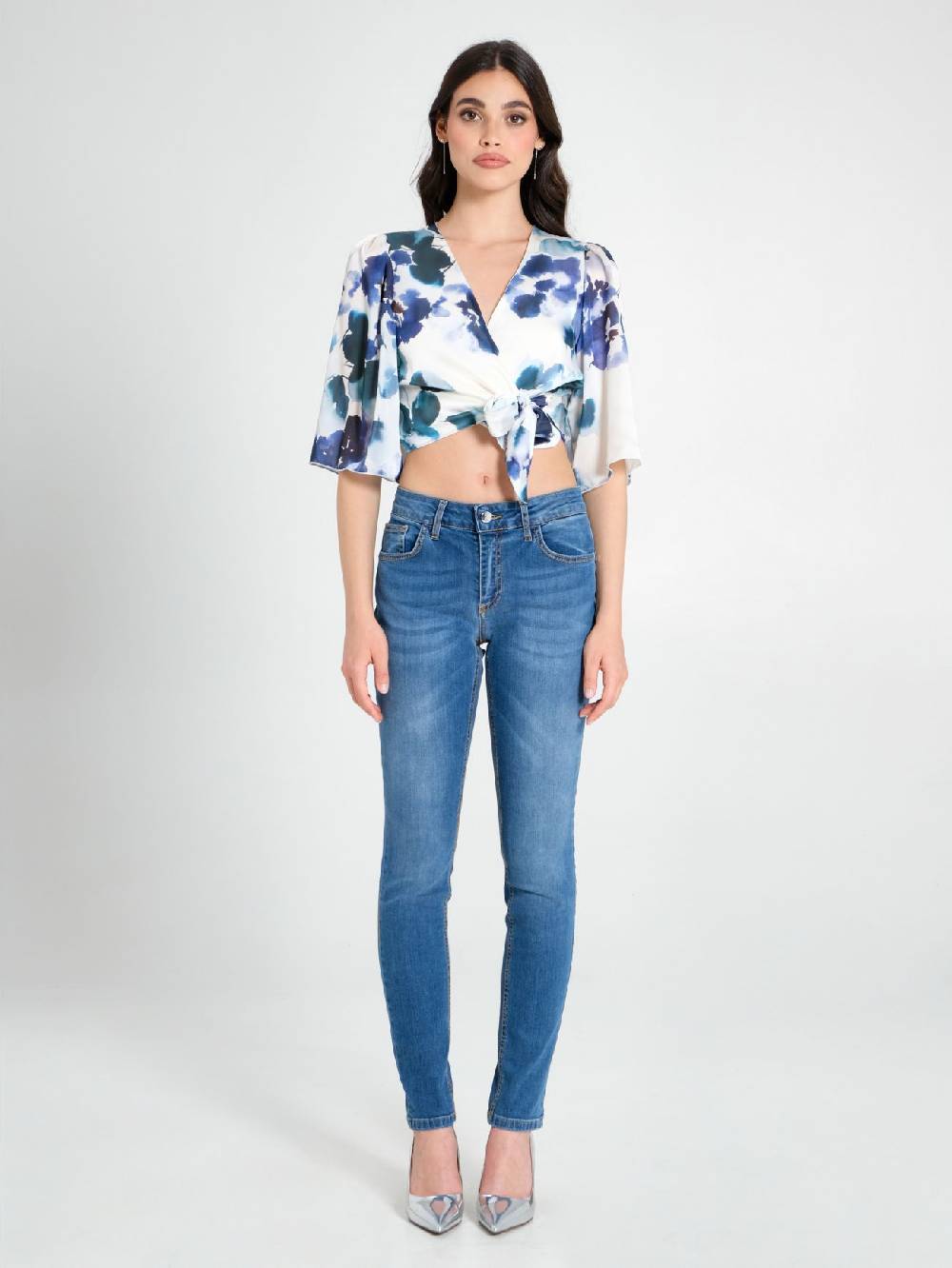 Rinascimento Blusa Incrociata Stampa Floreale Vendita