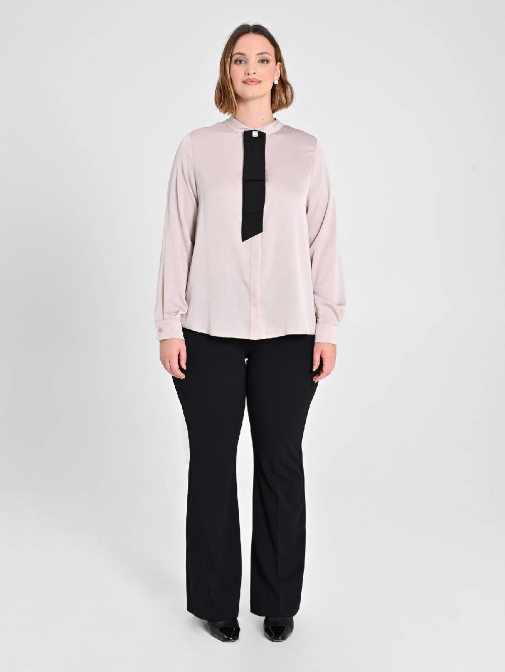 Rinascimento Camicia Curvy con Cravattino Removibile Consegna Veloce