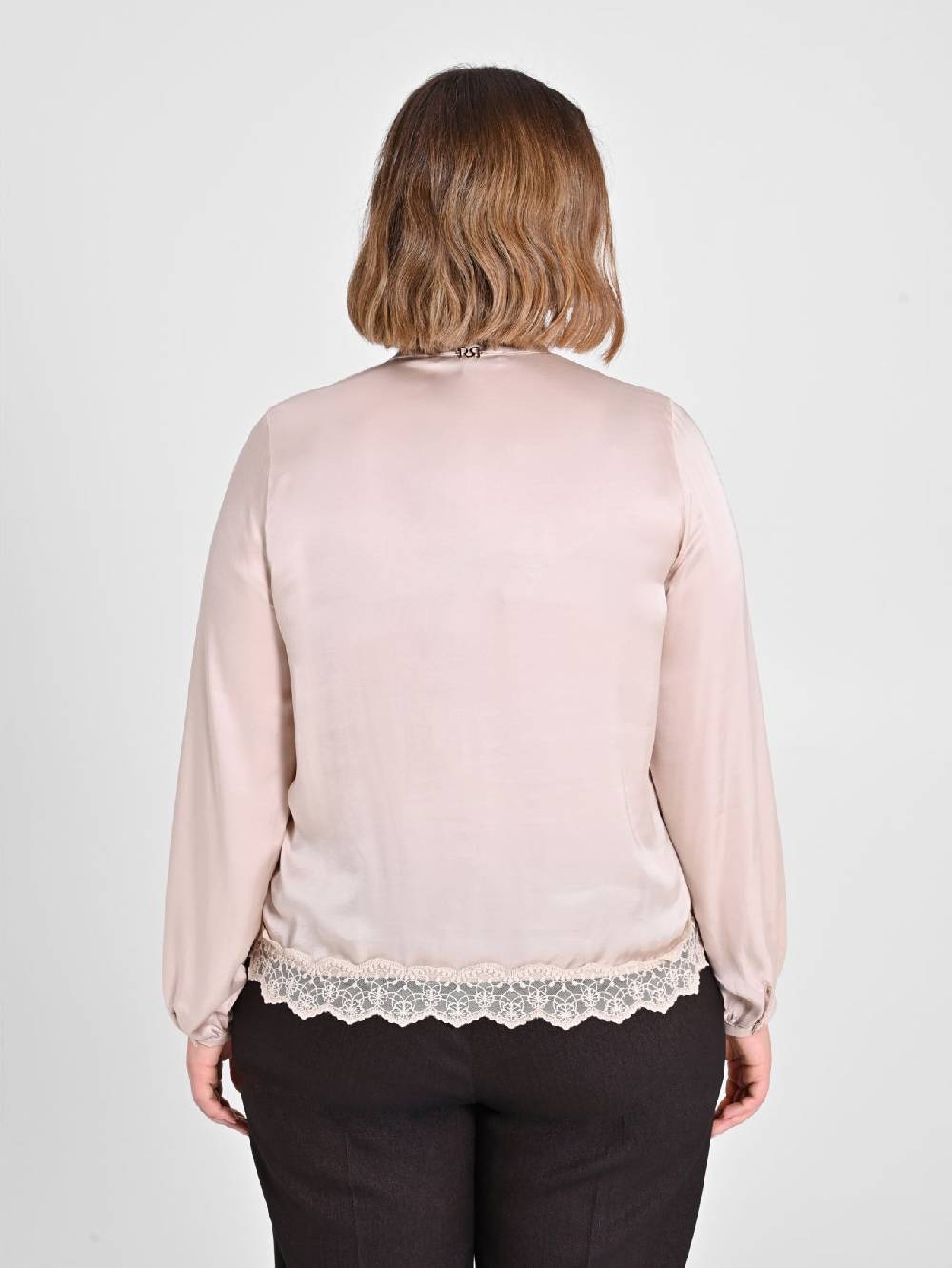 Rinascimento Camicia Curvy Bianca con Fiocco Promozione