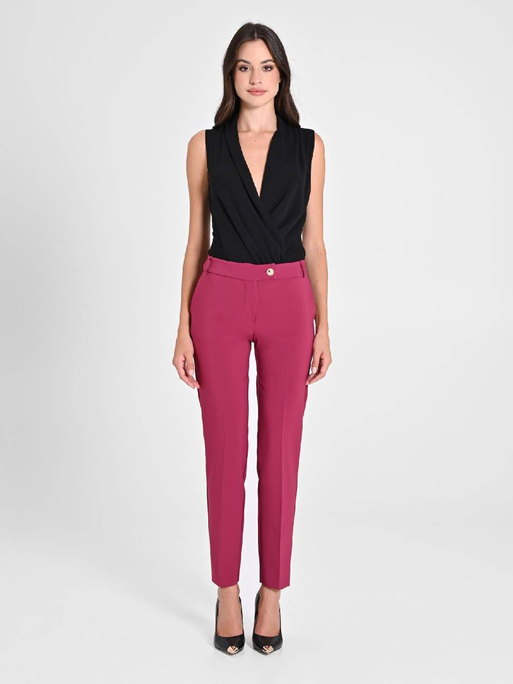 Rinascimento Pantaloni Straight in Tessuto Tecnico Bordeaux Prezzo basso