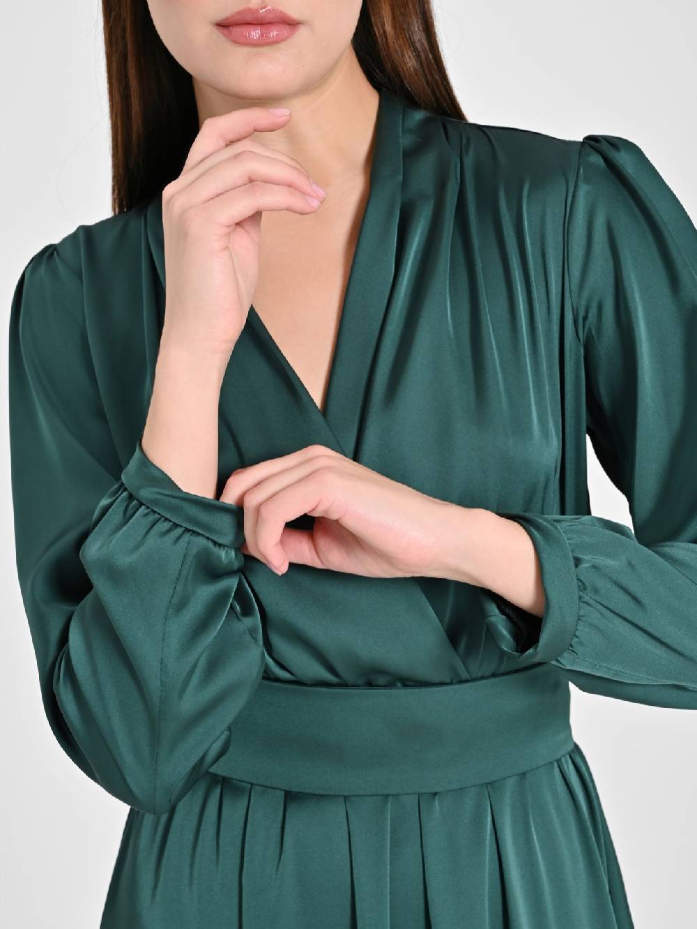 Rinascimento Abito Lungo in Raso Verde Black Friday