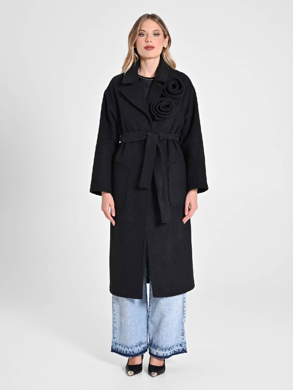 Rinascimento Cappotto Lungo con Rose Prezzo Ridotto