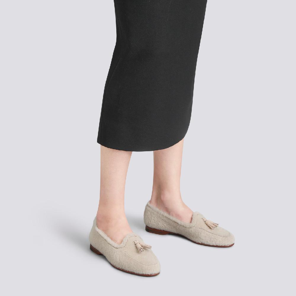 Santoni Mocassino Andrea con nappe da donna in pelliccia beige Spedizione Gratuita