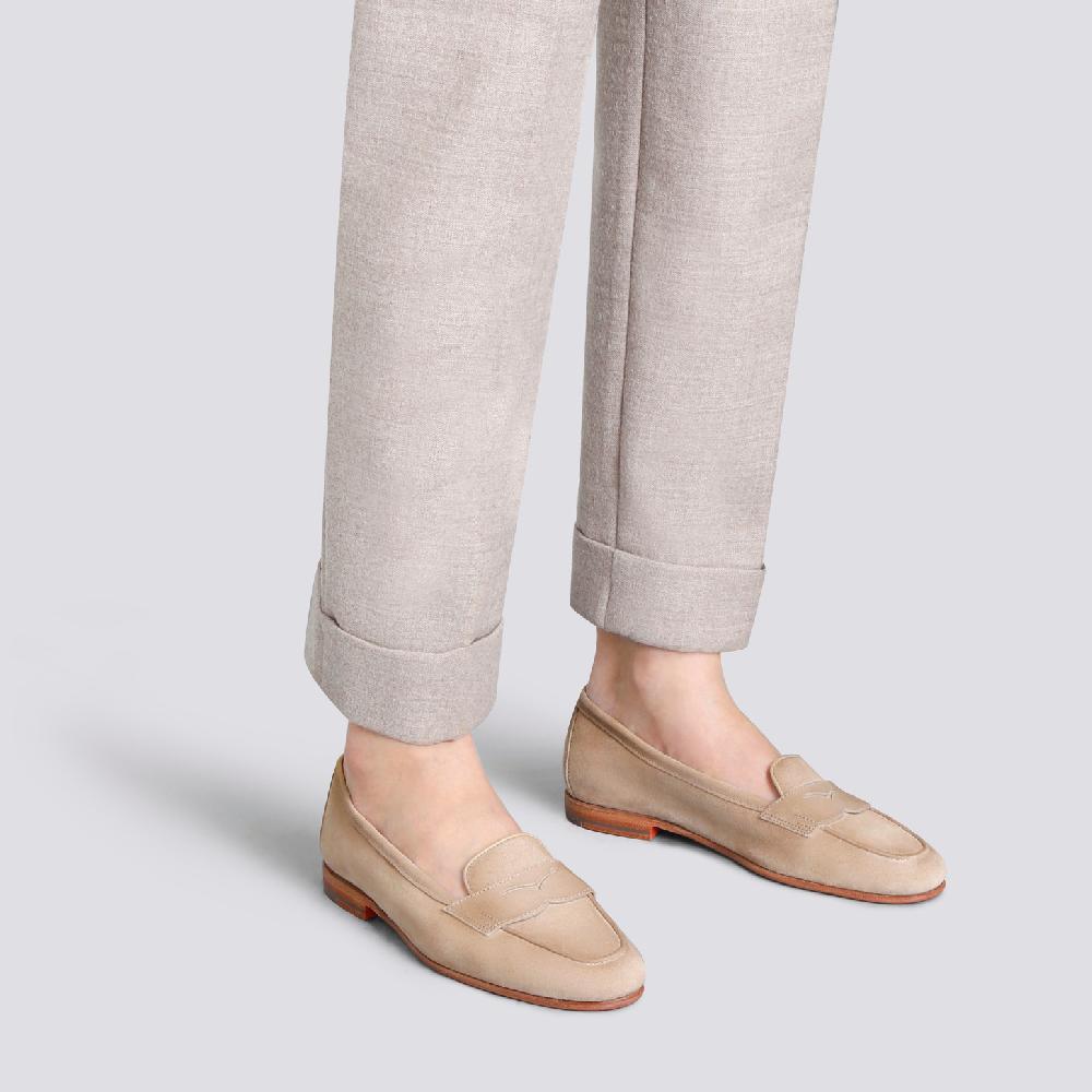 Santoni Mocassino Carla da donna in suede beige Novità