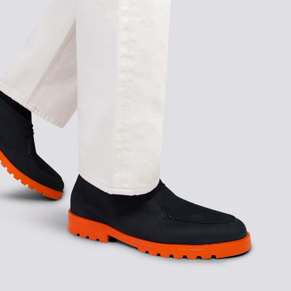 Santoni Stivaletto desert da uomo in nabuk blu e arancione Fino al 65% di sconto