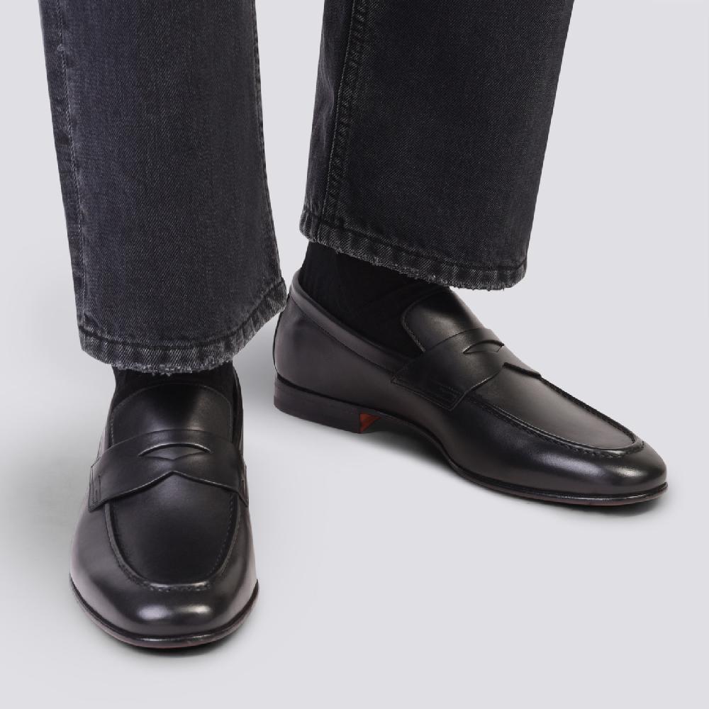 Santoni Mocassino penny da uomo in pelle anticata nera In Linea