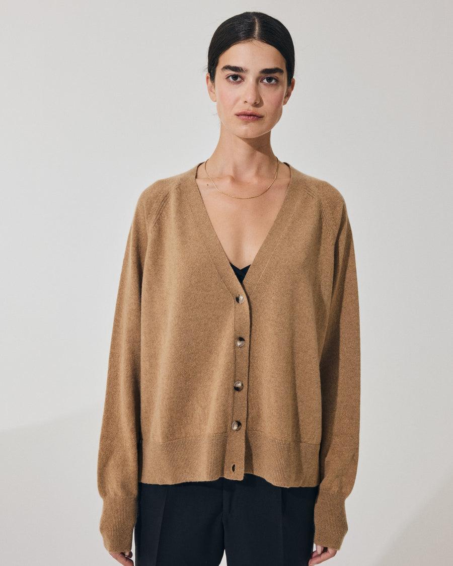 Scaglione CARDIGAN RAGLAN RIBBED SIDES CARAMEL Saldi