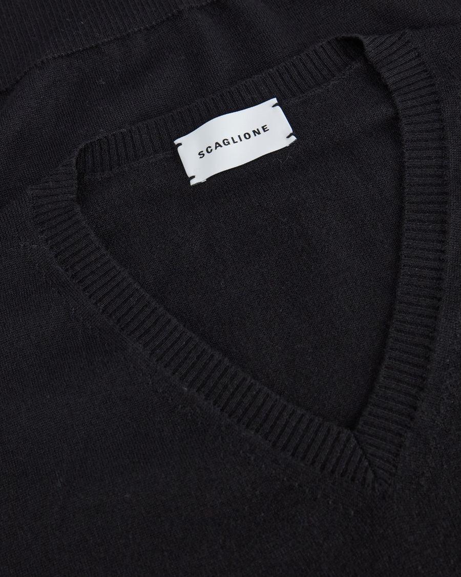 Scaglione V NECK CASH-SILK BLACK 2025