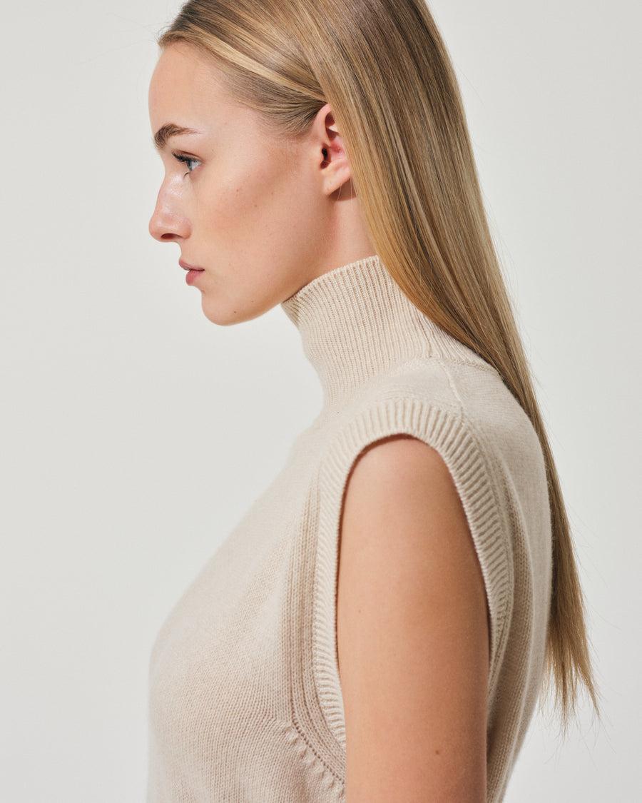 Scaglione GILET TURTLE NECK RIBBED SIDES BEIGE Pezzi Unici