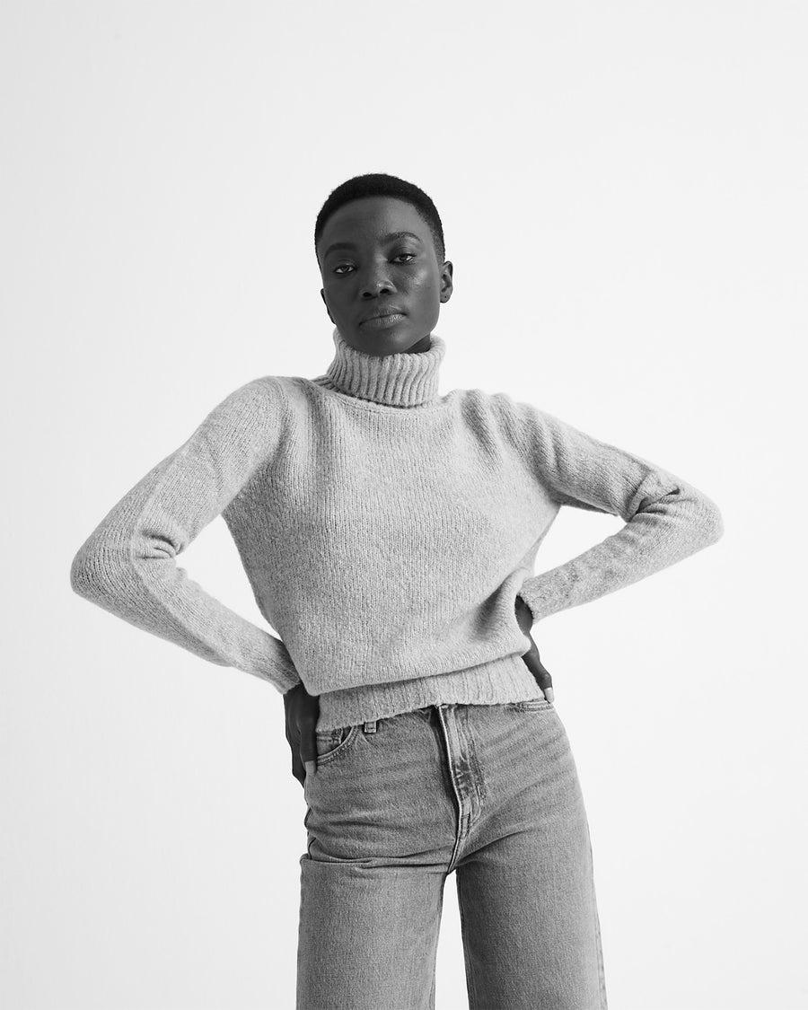 Scaglione TURTLE NECK SEAMLESS PUFFED MILK Vendita