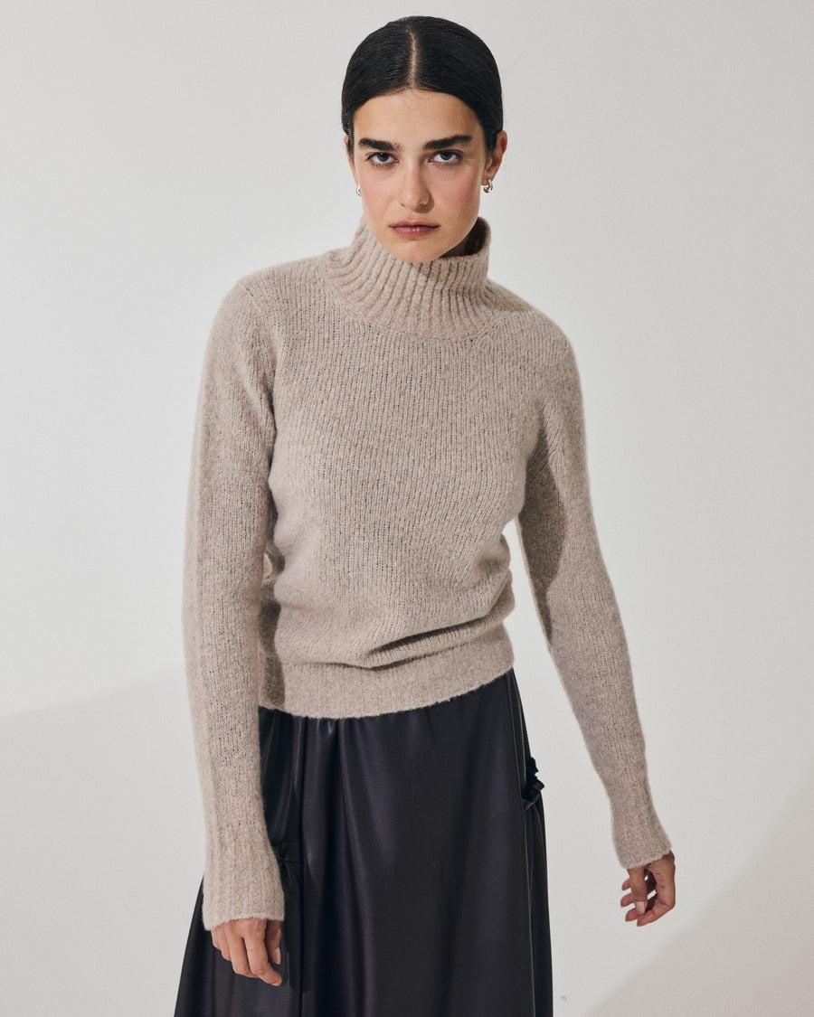 Scaglione TURTLE NECK SLIM PUFFED CASHMERE BEIGE Qualità