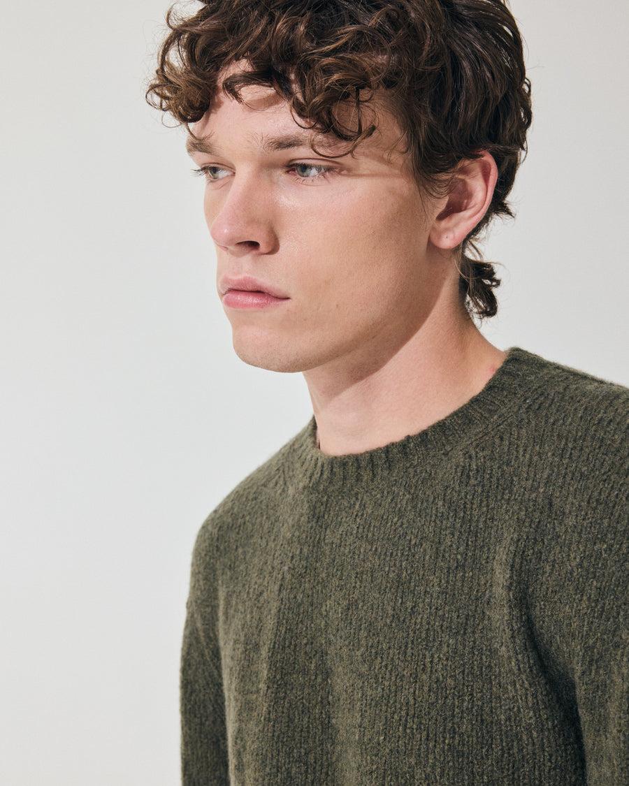 Scaglione ROUND NECK SEAMLESS PUFFED CASHMERE CASHMERE FOREST Offerta temporanea