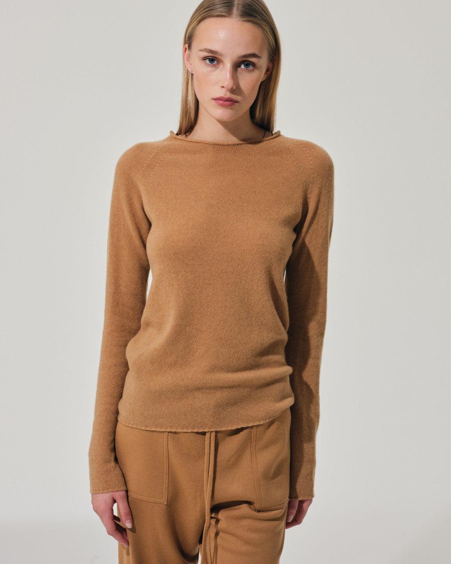 Scaglione ROUND NECK SLIM RAGLAN SEAMLESS CARAMEL Ultimi due giorni