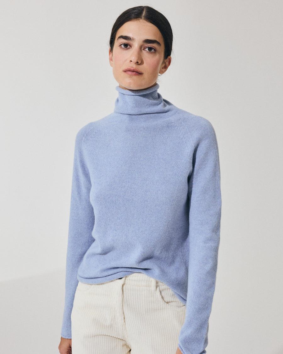 Scaglione TURTLE NECK RAGLAN SEAMLESS HYBRID CASHMERE CELESTE Fino al 55% di sconto