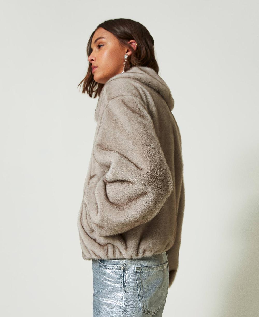 Scee by twin set Giacca corta in faux fur Outlet