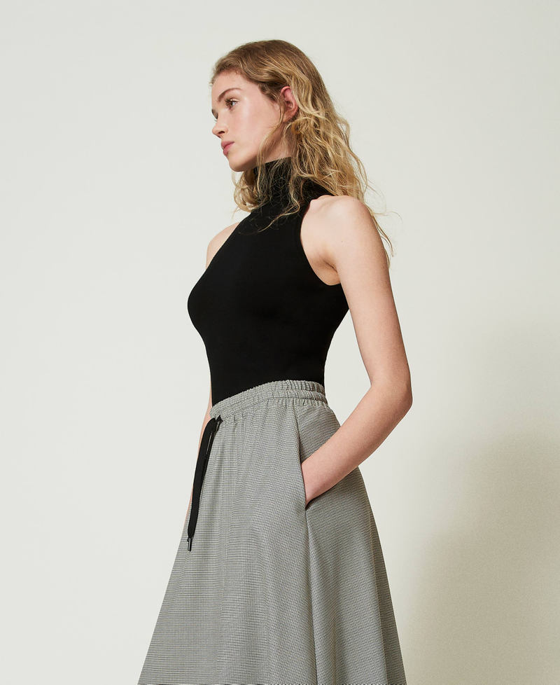 Scee by twin set Top halter fitted in maglia Sconto