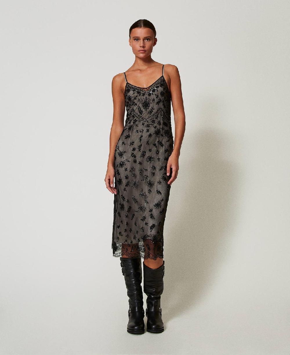 Scee by twin set Abito longuette in tulle con ricamo a mano Presa