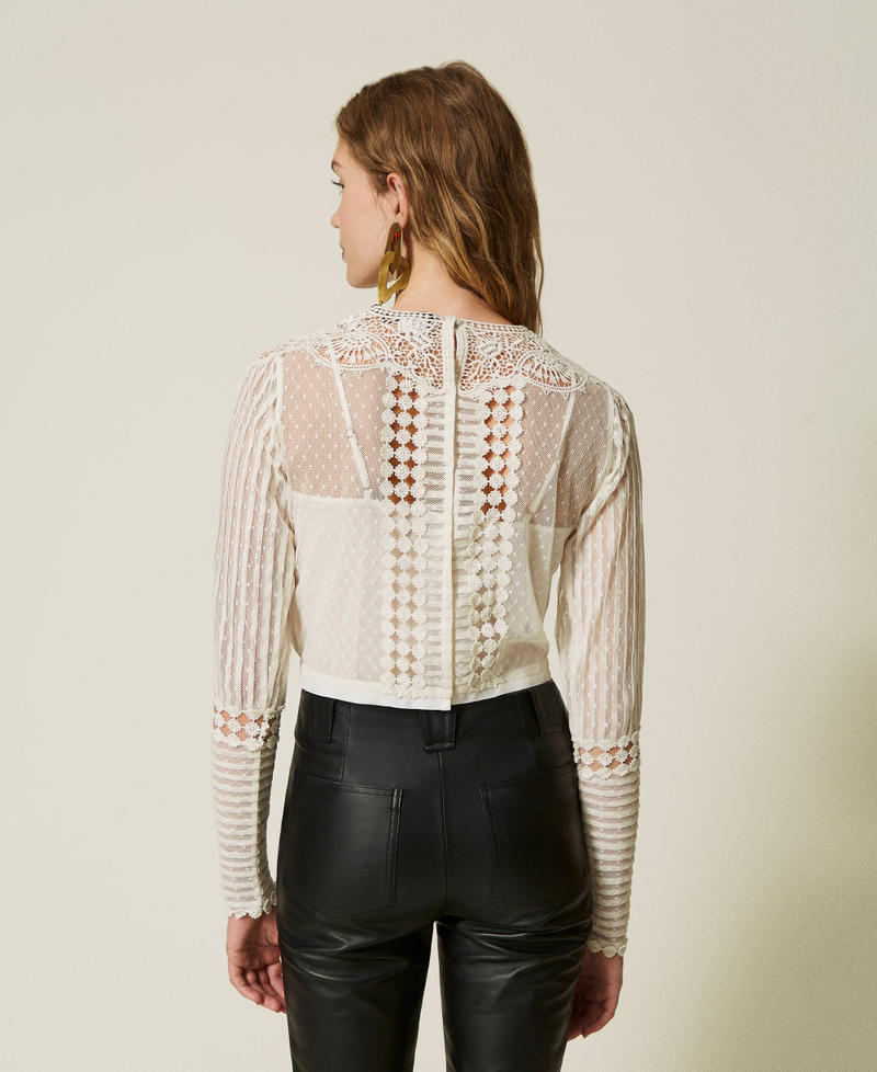 Scee by twin set Blusa in mussola con pizzo e ricami Sconto