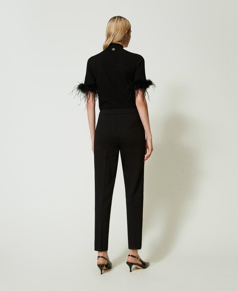 Scee by twin set Pantaloni con cinturino Oval T e piega 2025