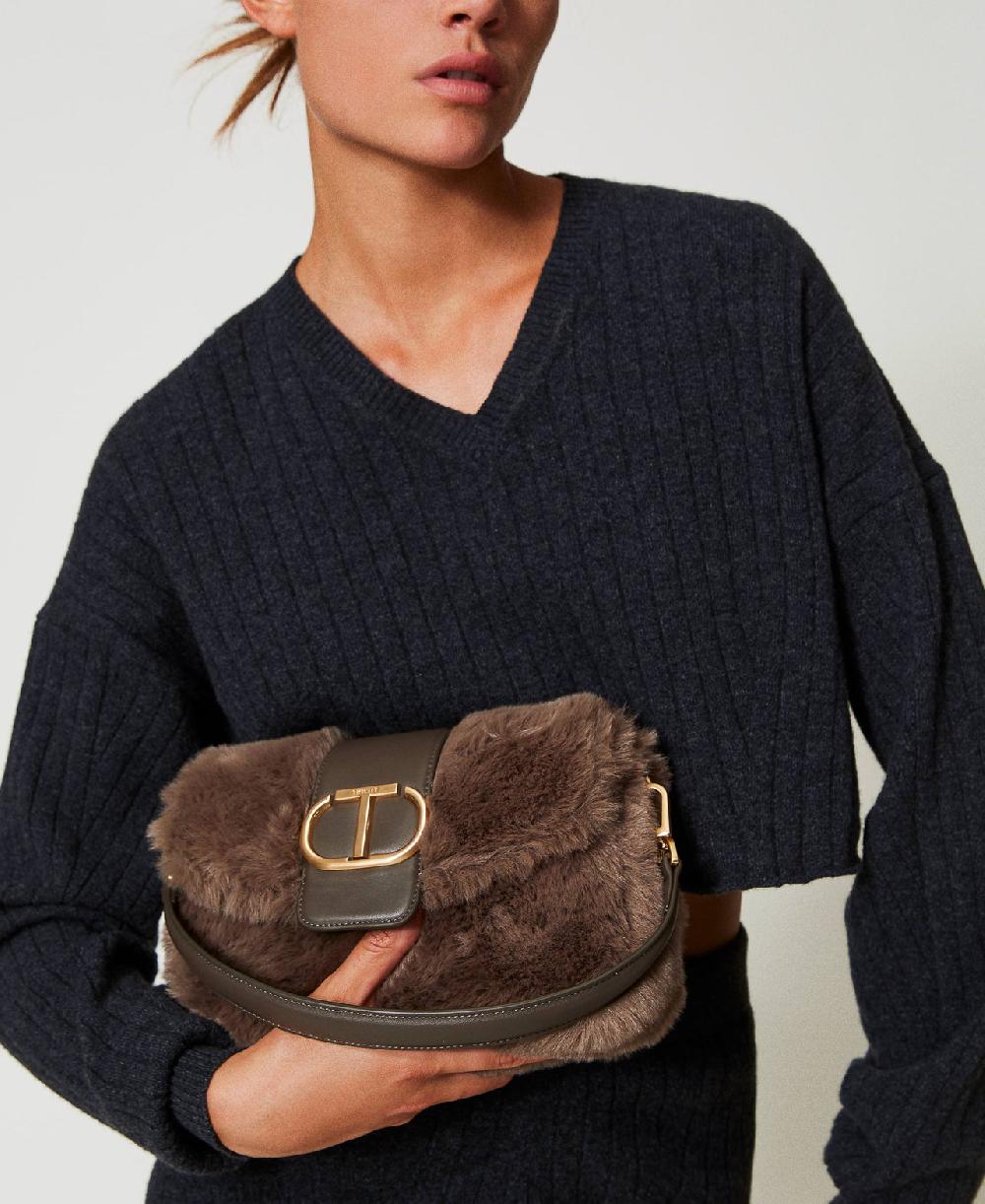 Scee by twin set Borsa a tracolla 'Amie' media in faux fur Vendita Calda