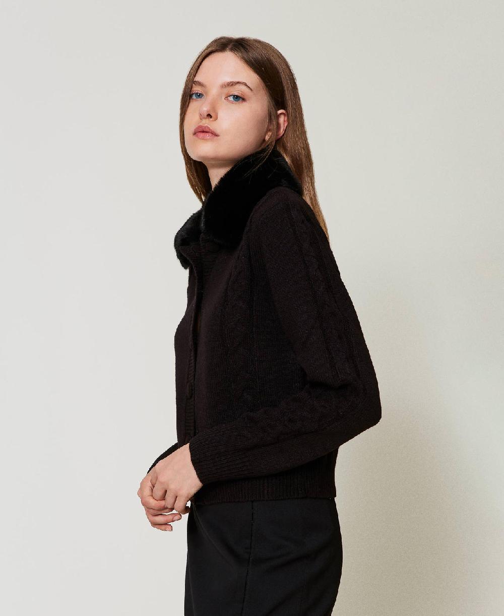 Scee by twin set Cardigan corto con collo in faux fur Outlet