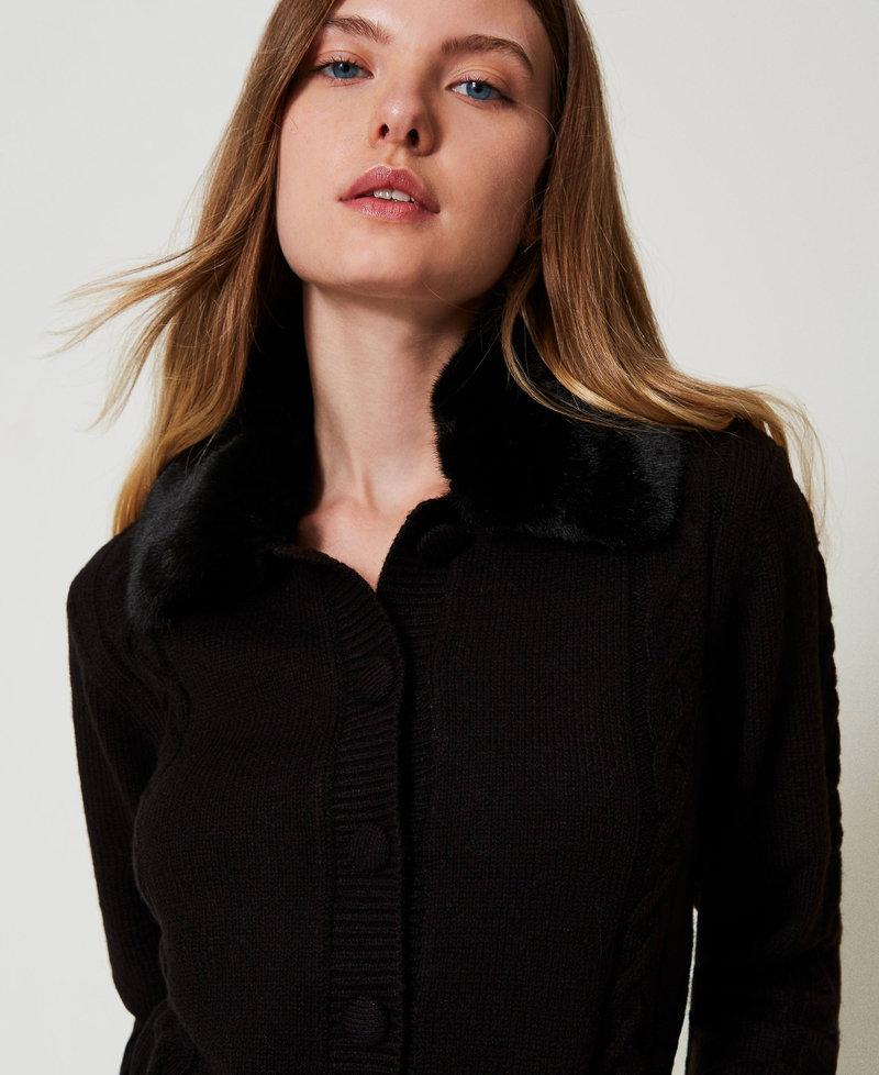 Scee by twin set Cardigan corto con collo in faux fur Outlet