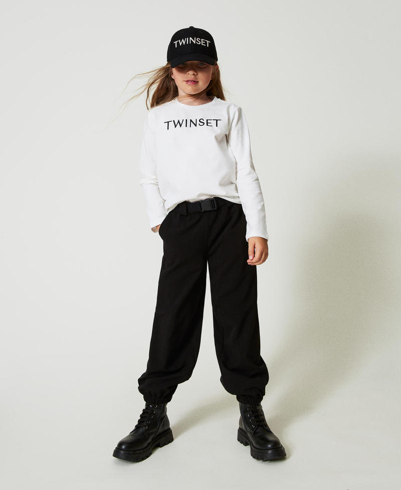 Scee by twin set T-shirt cropped con logo ricamato Italia