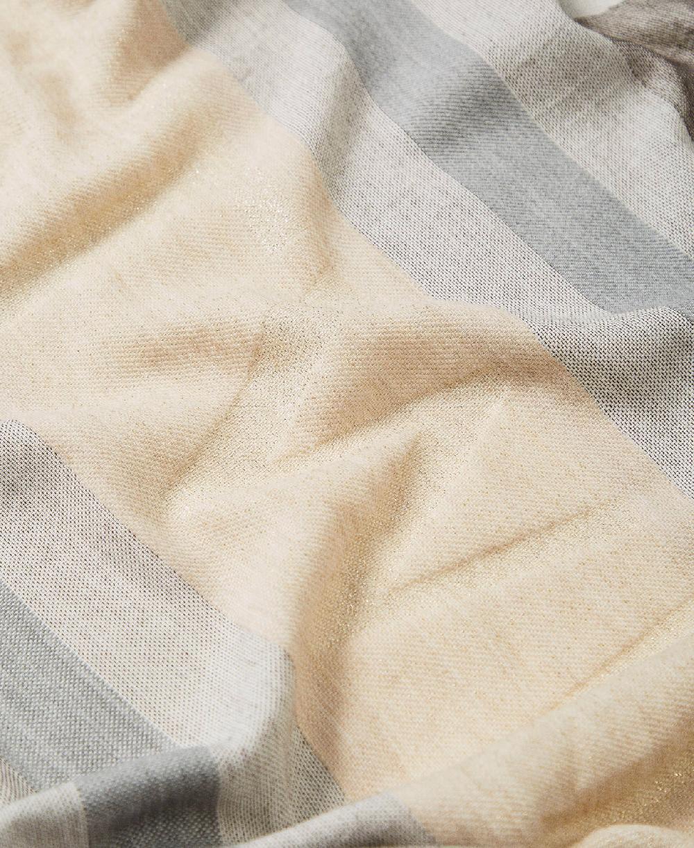 Scee by twin set Stola jacquard con Oval T In Saldo
