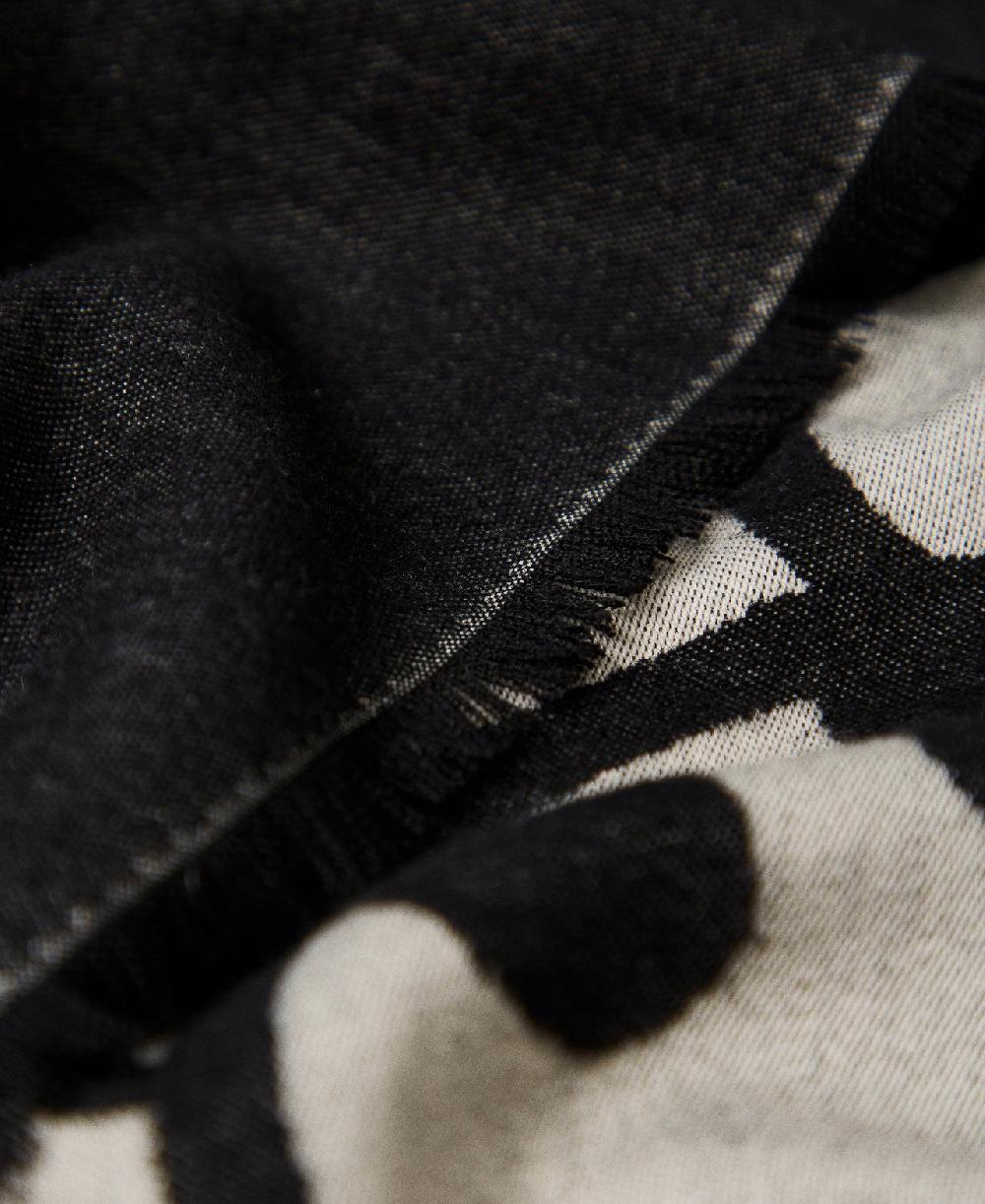 Scee by twin set Sciarpa jacquard con logo Nuova