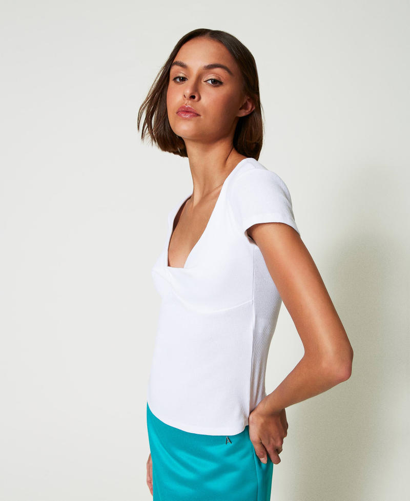 Scee by twin set T-shirt a costine con nodo Enormi sconti