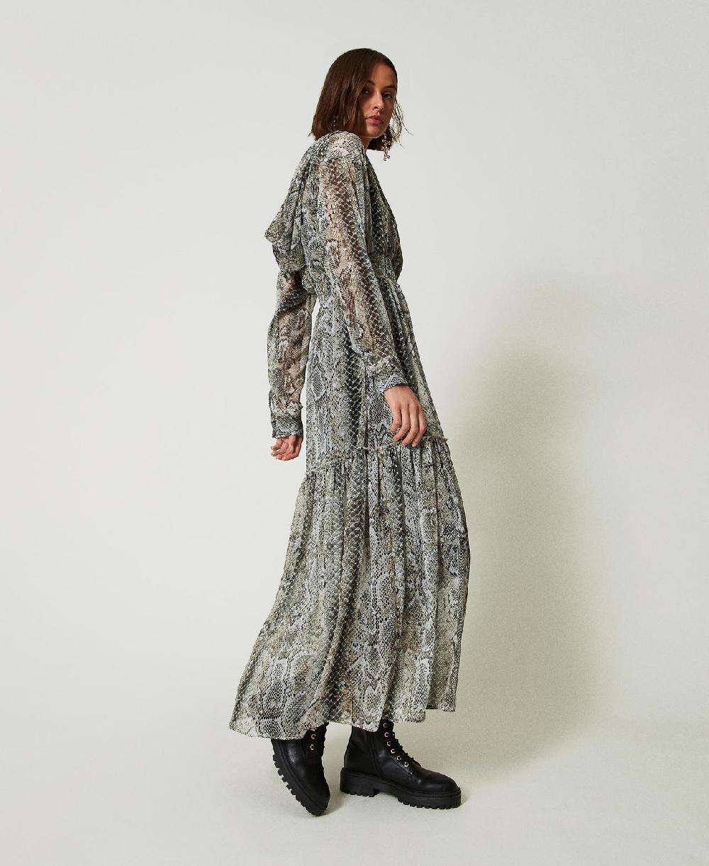 Scee by twin set Abito lungo in creponne con stampa snake Sottocosto