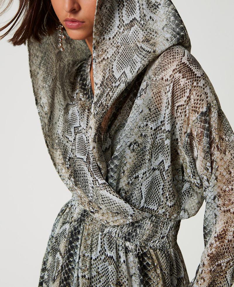 Scee by twin set Abito lungo in creponne con stampa snake Sottocosto