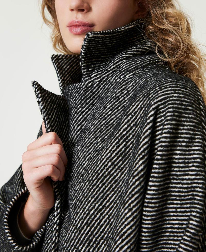 Scee by twin set Cappotto corto in panno bicolor Nuovi prodotti