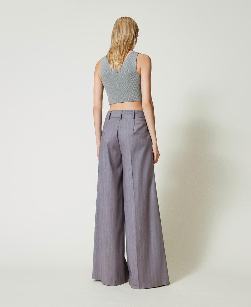 Scee by twin set Pantaloni wide leg gessati con risvolto Ultimi due giorni