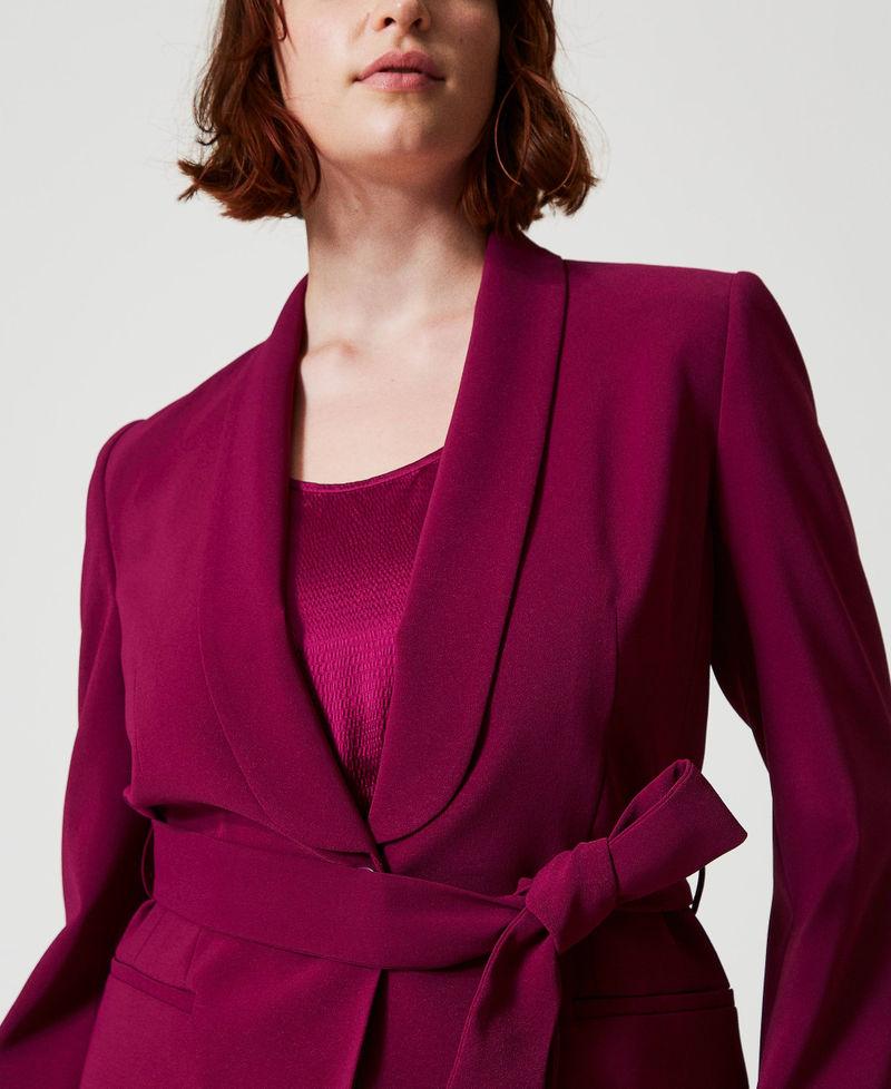 Scee by twin set Giacca blazer con cintura e catena Oval T 50% di sconto con spedizione gratuita