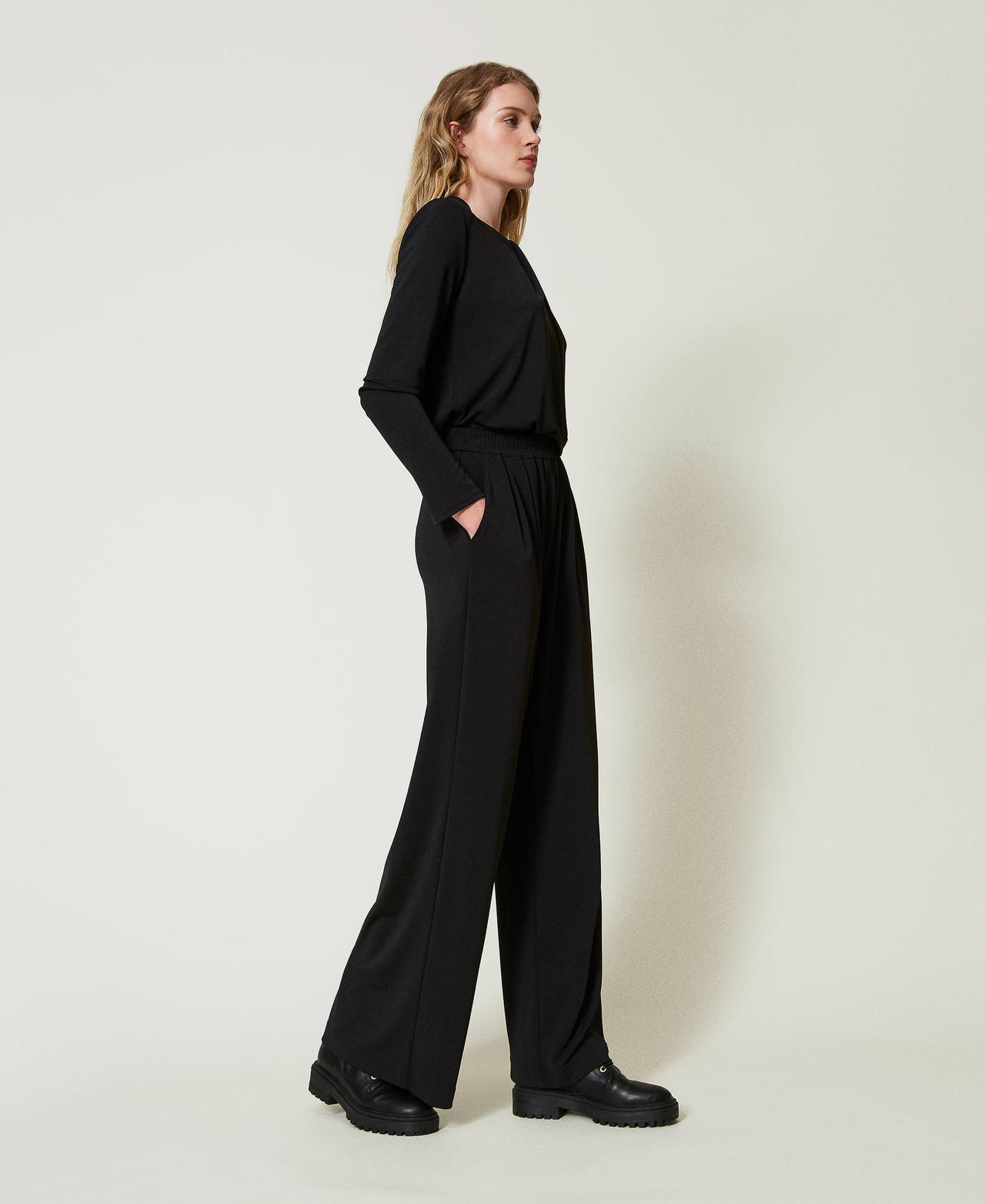 Scee by twin set Pantaloni a palazzo in jersey crêpe Vendite Flash